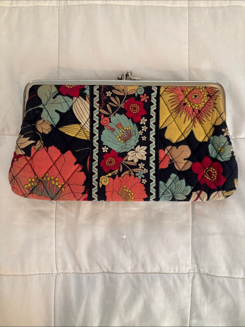 Vintage Vera Bradley Floral Quilted Clasp Wallet - clutch - Picture 5 of 10